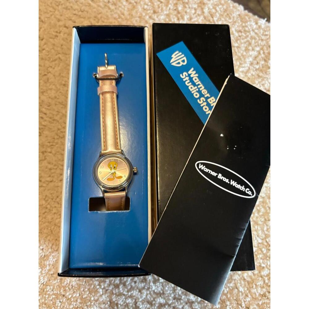 Vintage Working Fossil Warner Brothers Tweety Bird Watch